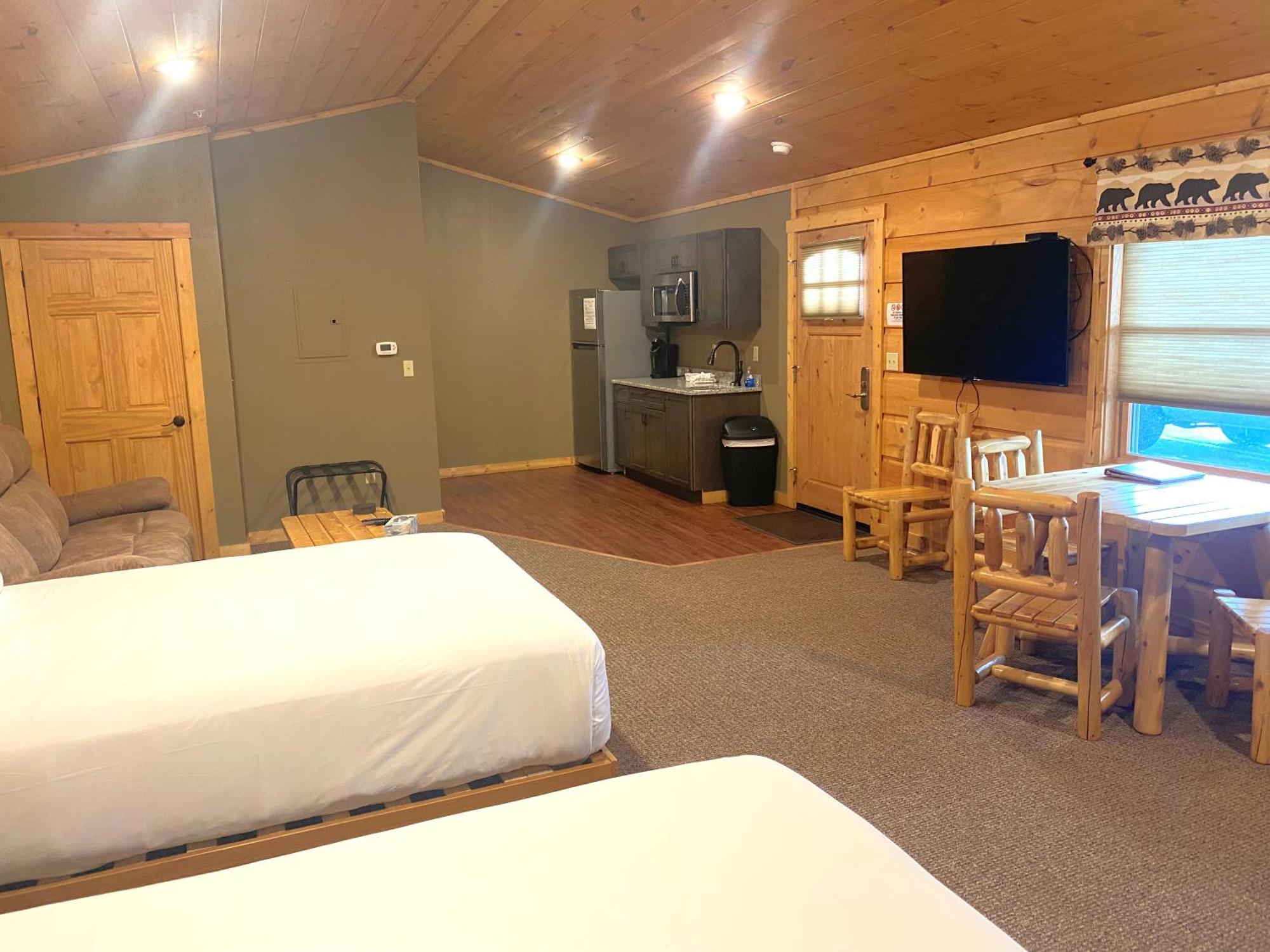 The Lodges At Sunset Village McHenry Bilik gambar